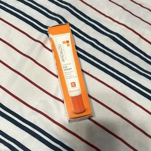 Andalou Naturals eye serum